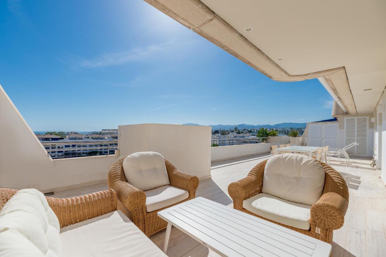 Marina Banus Apartment